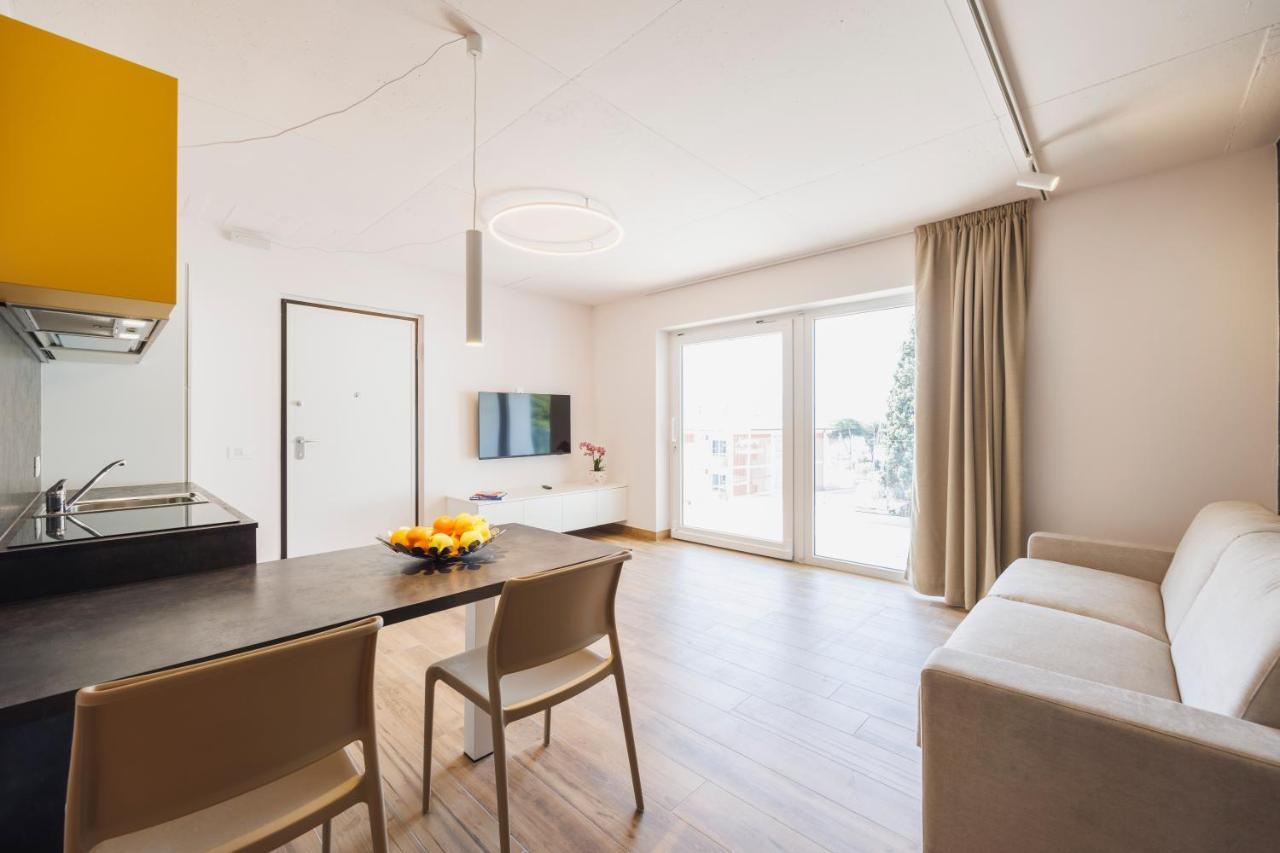 Lake Side Suites Riva del Garda Exterior foto