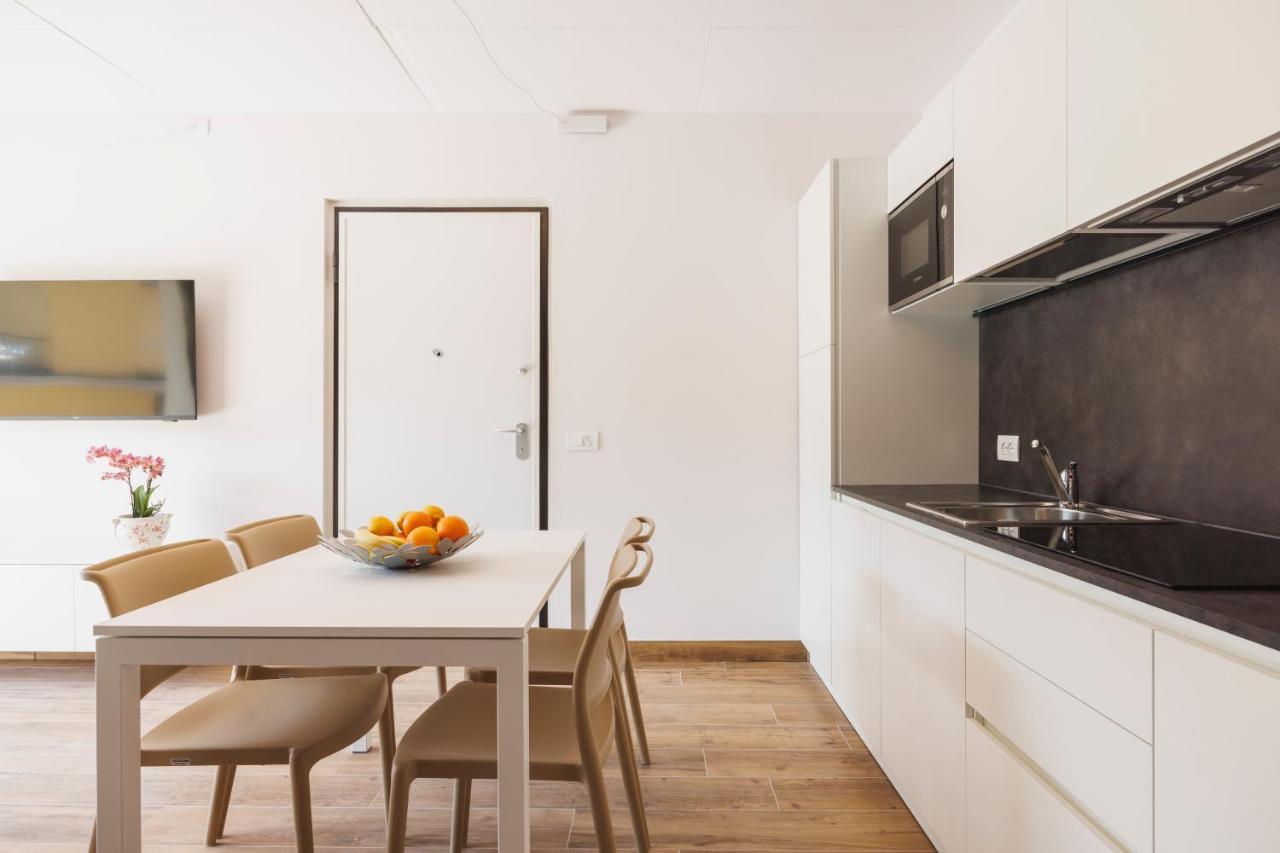 Lake Side Suites Riva del Garda Exterior foto